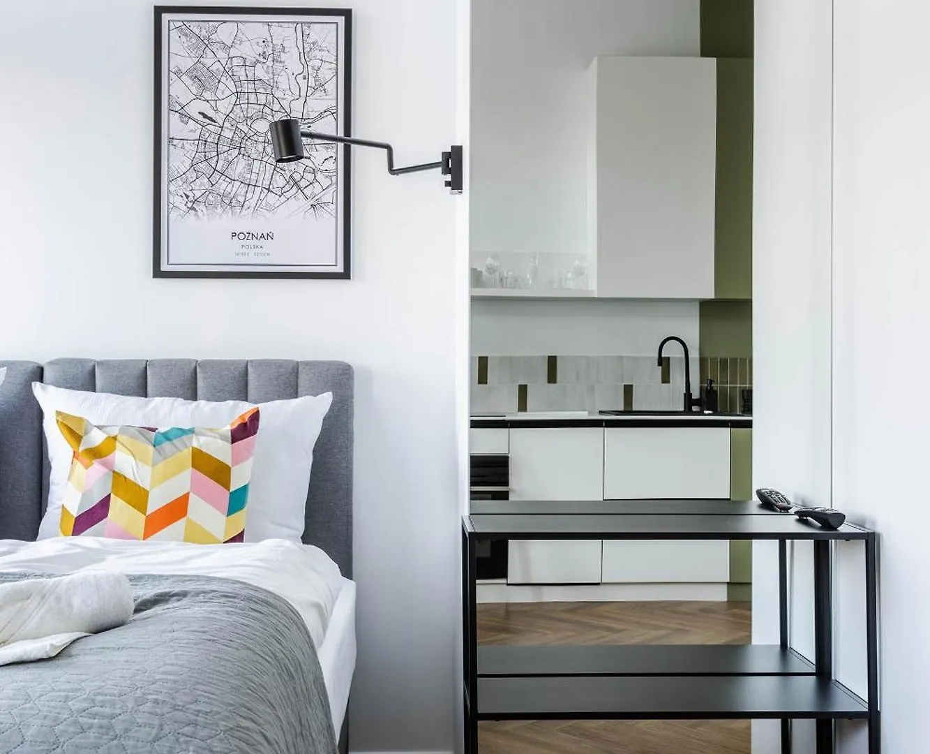 Przytulne I Komfortowe Studia Very Berry W Poznaniu By Noclegi Renters 0*, Познань Польша