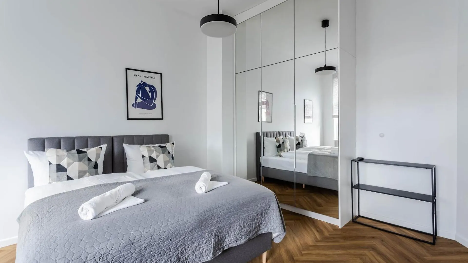 Przytulne I Komfortowe Studia Very Berry W Poznaniu By Noclegi Renters Познань